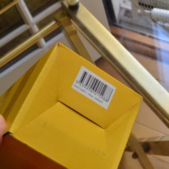 SunnyLife Parrot Candle - Picture 6 of 9